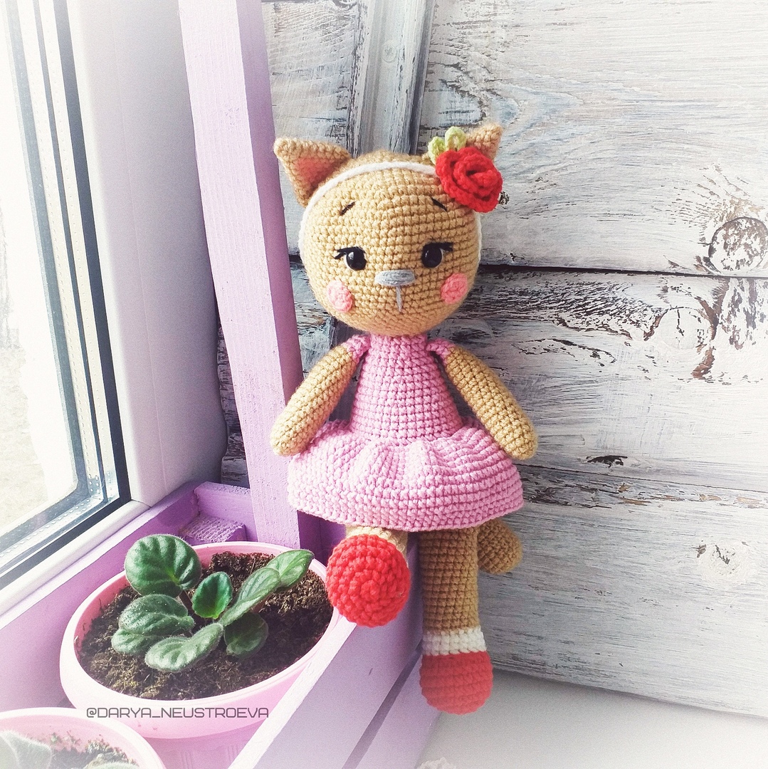 Кошечка амигуруми крючком